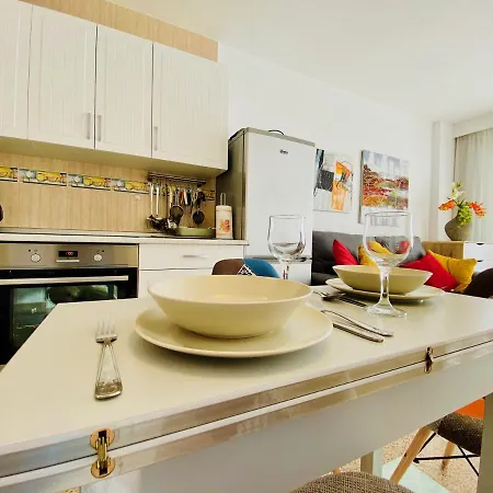 Apartment Orange And White In Yumbo San Bartolome de Tirajana (Gran Canaria)