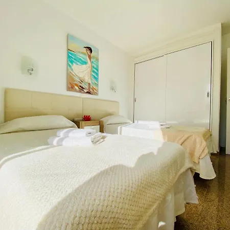 Orange And White In Yumbo Apartment