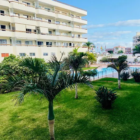 Orange And White In Yumbo Apartment San Bartolome de Tirajana (Gran Canaria)