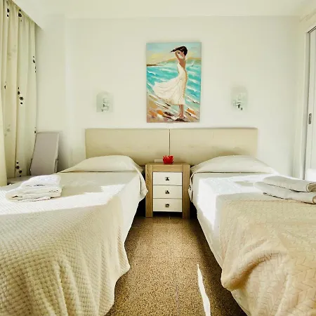 Orange And White In Yumbo Apartment San Bartolome de Tirajana (Gran Canaria)